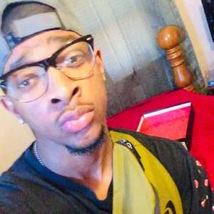 Meet your Posher, Deondre